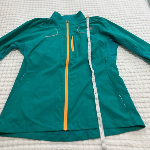 The North Face Teal Flight Series Zip Front Lightweight Windbreaker Jacket - Picture 14 of 15